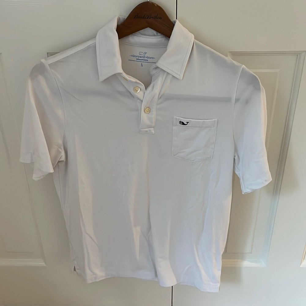 Vineyard Vines Boys White Collared Edgartown Pocketed Polo Shirt‎ Blue Whale